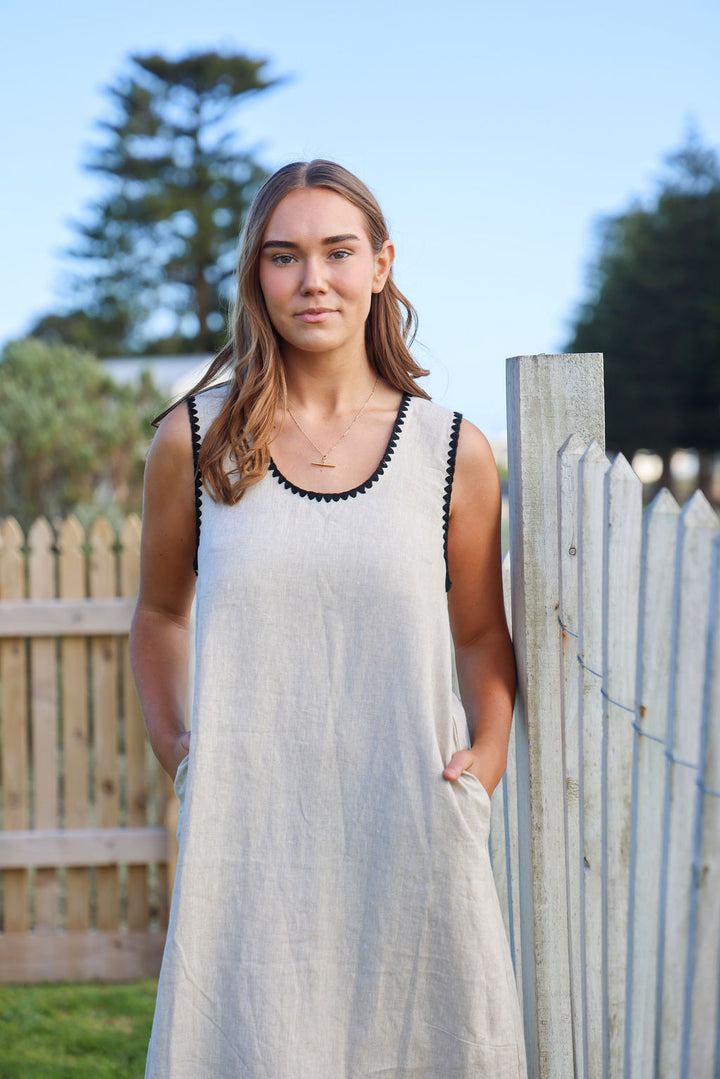 Tulli Dress - Natural & Black