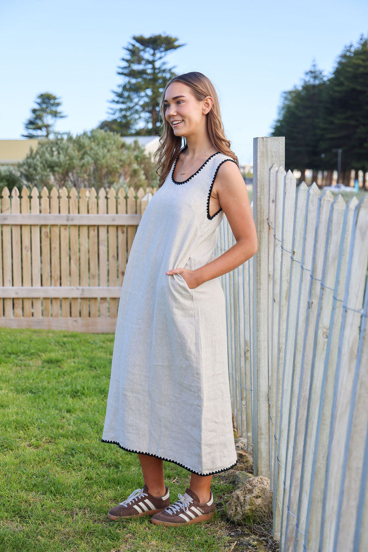 Tulli Dress - Natural & Black