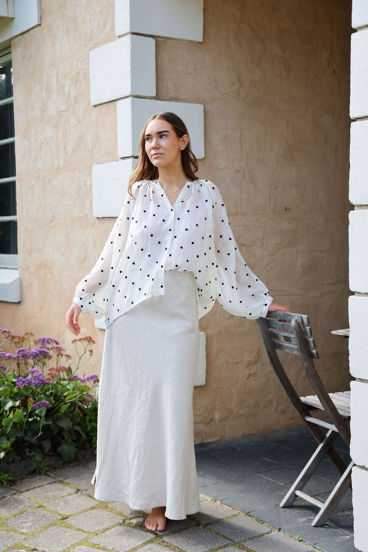 Tobi Shirt - White & Black Spot