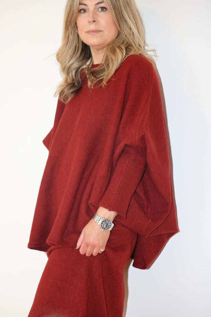 Wallace Set - Scarlet (Top & Skirt)