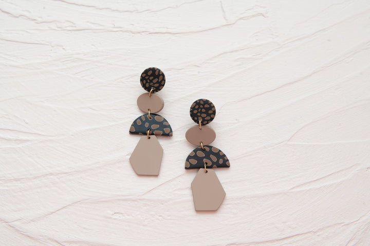 Finley Earring - Natural & Black